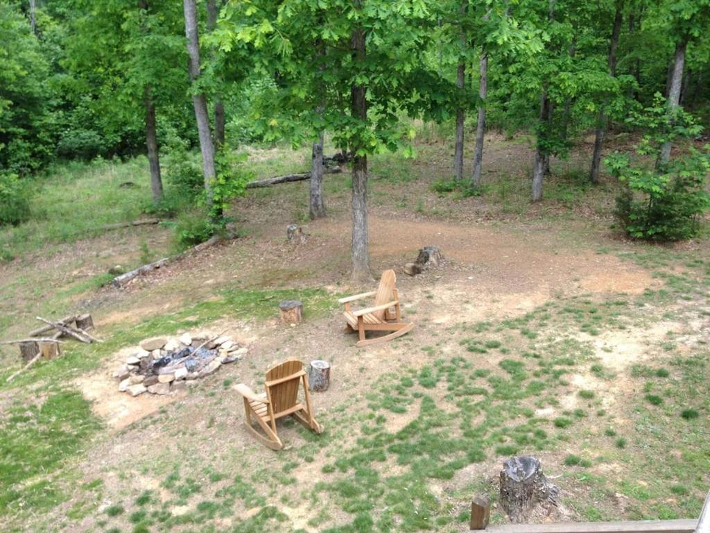Gas Fireplace, Firepit, And Cedar Adirondack Chair Spencer Ngoại thất bức ảnh